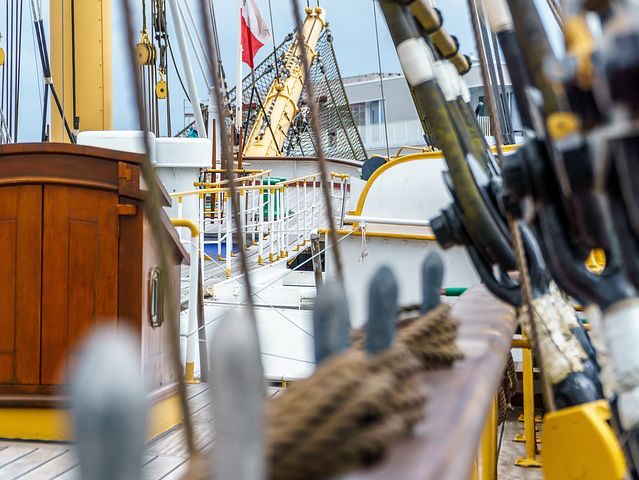Loopbruggen en Zwemtrappen