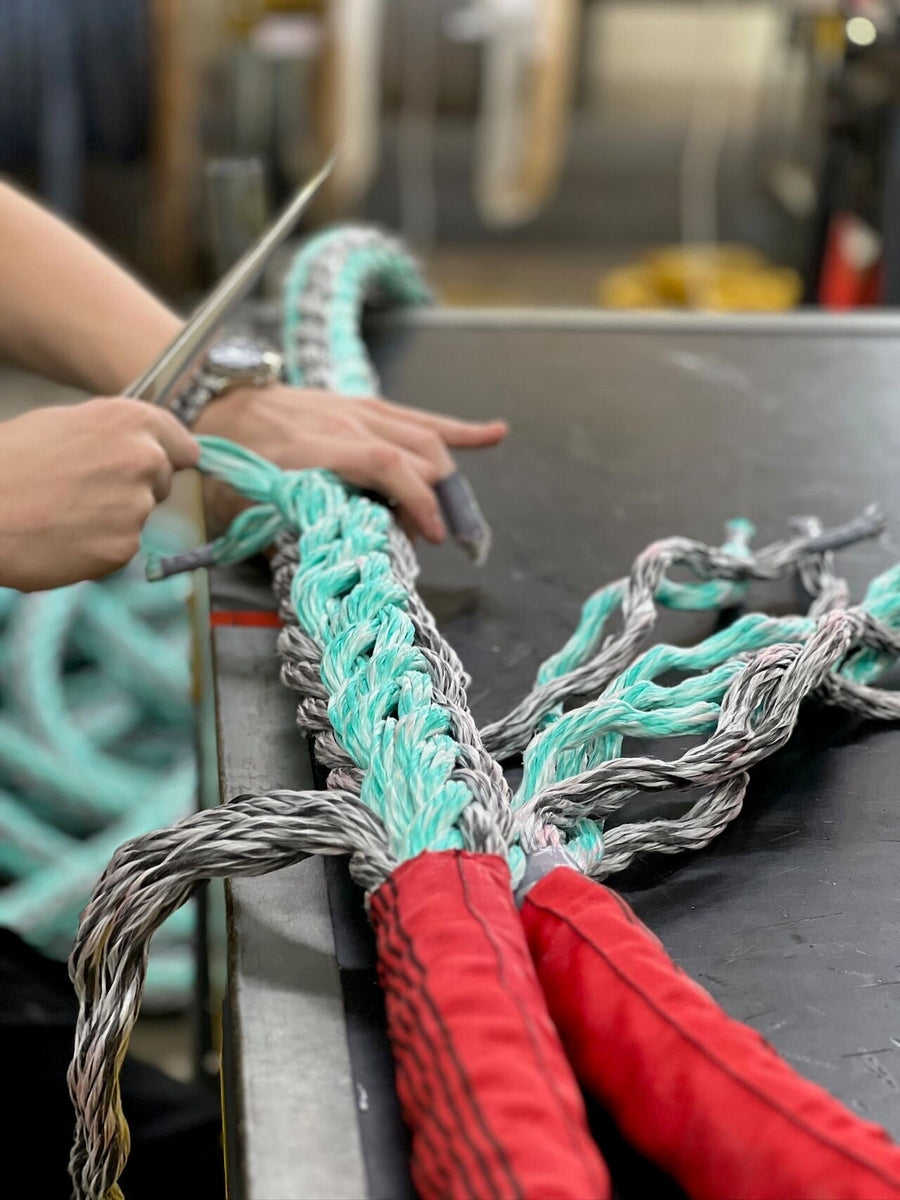 Splitswerk in onze werkplaats in Harlingen